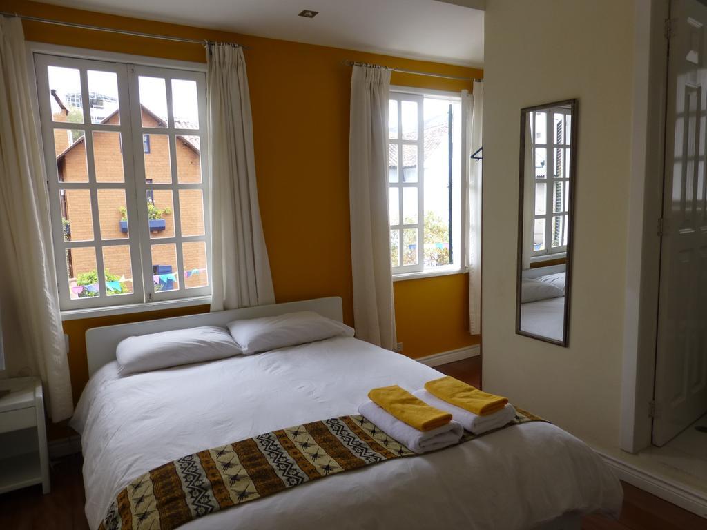 Hotel Cayman Quito Kültér fotó