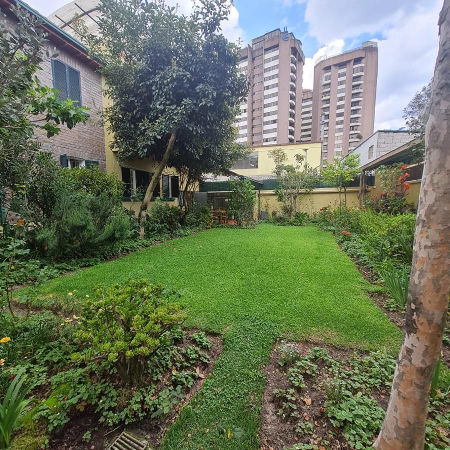Hotel Cayman Quito Kültér fotó