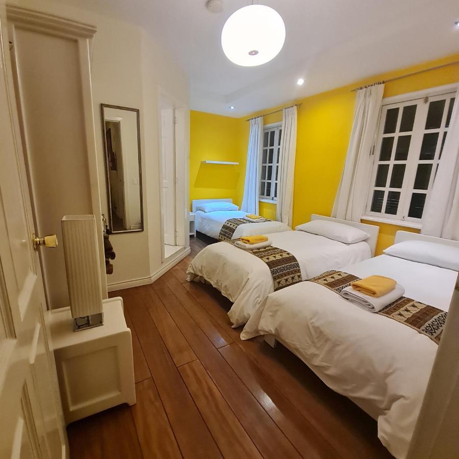 Hotel Cayman Quito Kültér fotó