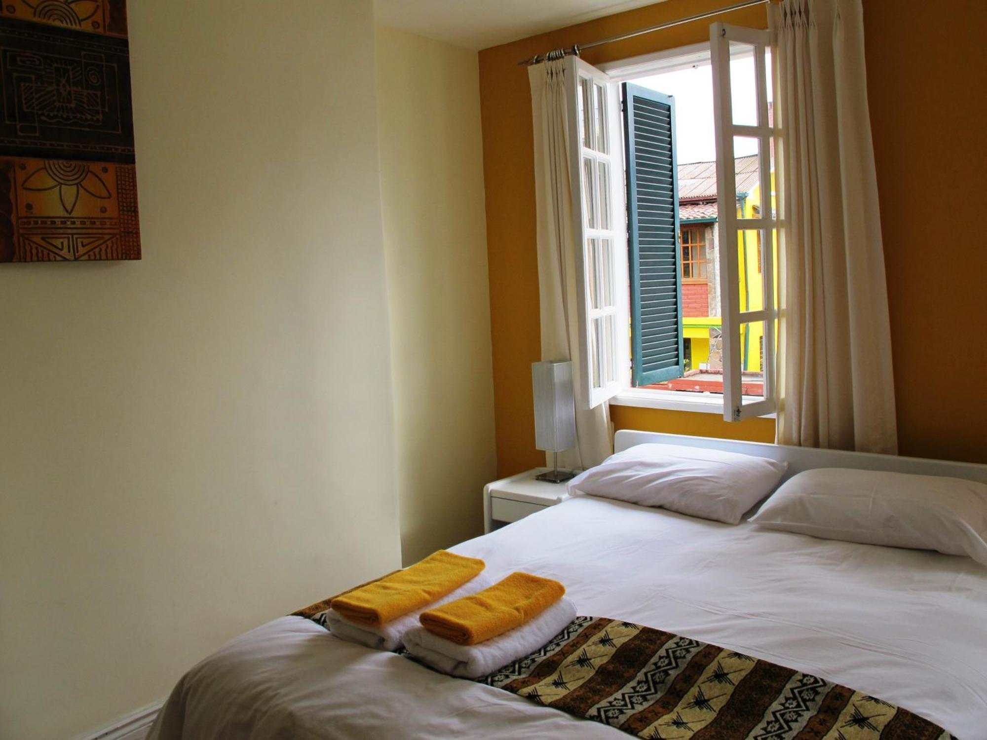 Hotel Cayman Quito Kültér fotó