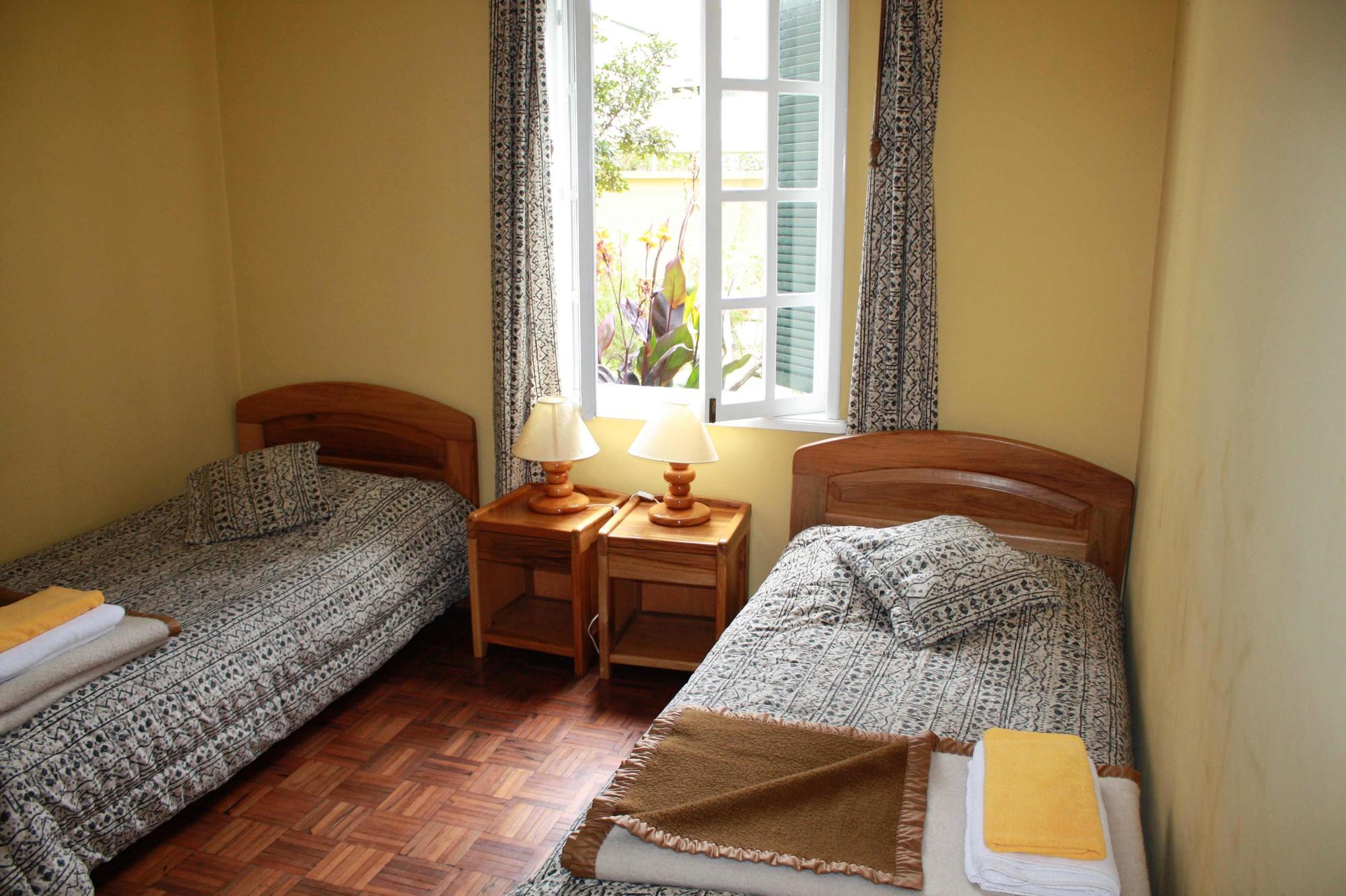 Hotel Cayman Quito Kültér fotó